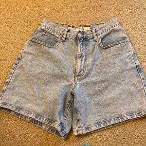 vintage mom short